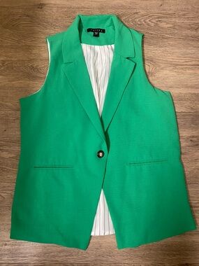 Tailored Sleeveless Blazer Vest in Emerald Green